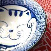 Bol japonais chat bleu au grelot 19,5 cm x 8 cm
