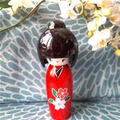 Poupe kokeshi Grand modle modle rouge