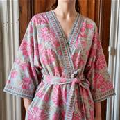 Kimono Indien Artisanal Coton gris bleu fleurs roses