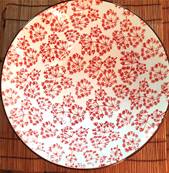 Saladier Fleurs des vents rouges “Shanghai” 21 cm – Motif poétique et géométrique