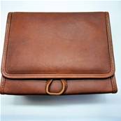 Trousse de toilette suspendue en cuir – Cuir artisanal, compacte & pratique 20×15 cm