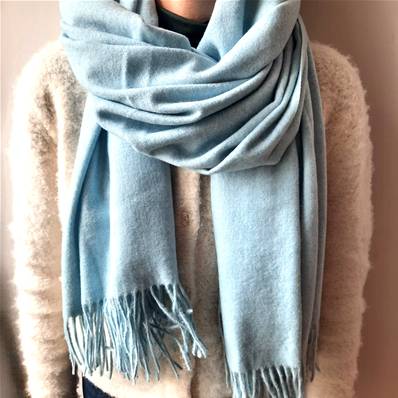 Etole en viscose et cachemire bleu ciel