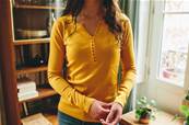 Pull fin 5 boutons col V et manches, laine soie et cachemire