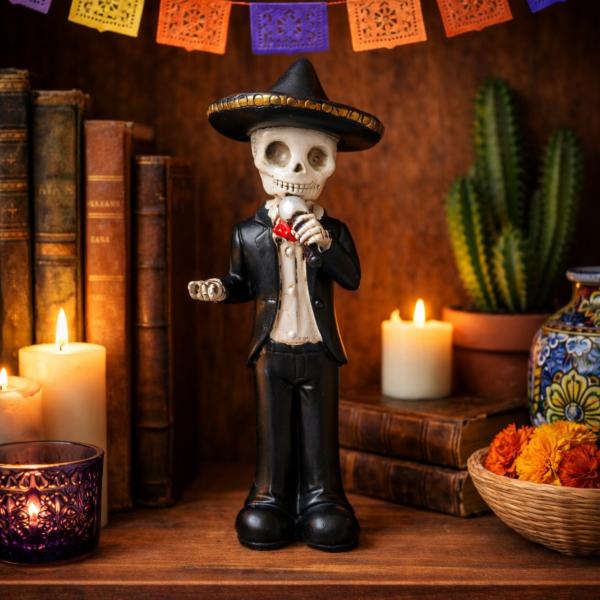 Statut squelette chanteur mexicain micro