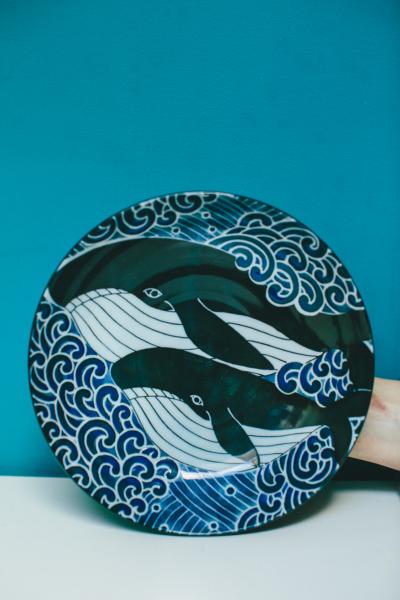 Assiette creuse japonaise motif baleine diam 22cm x 6 cm
