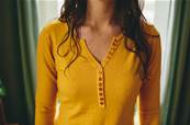 Pull fin 5 boutons col V et manches, laine soie et cachemire