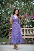 Robe longue cache coeur femme FEUILLAGES fond bleu