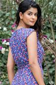 Robe longue cache coeur femme FEUILLAGES fond bleu