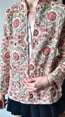 Veste indienne matelassée réversible fleurie blanche fleurie