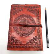 Carnet en cuir 14X20 cm avec lacet