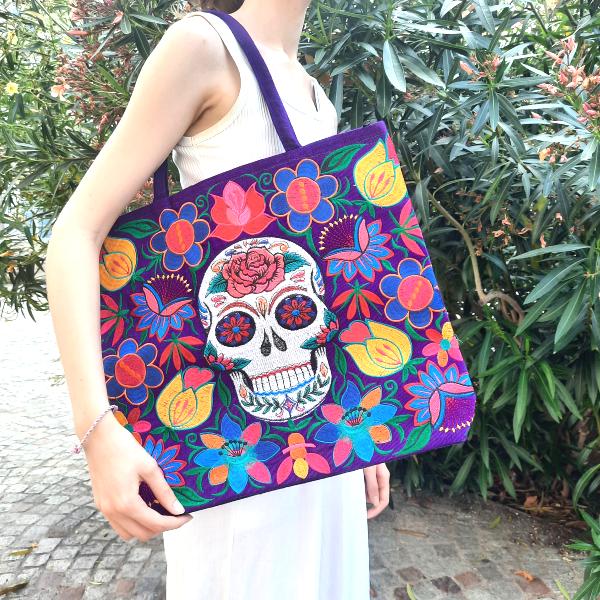 Sac à main brodé motif Skull et fleurs Guatémala