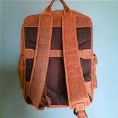 Sac à dos en cuir de buffle 41X33X15 cm