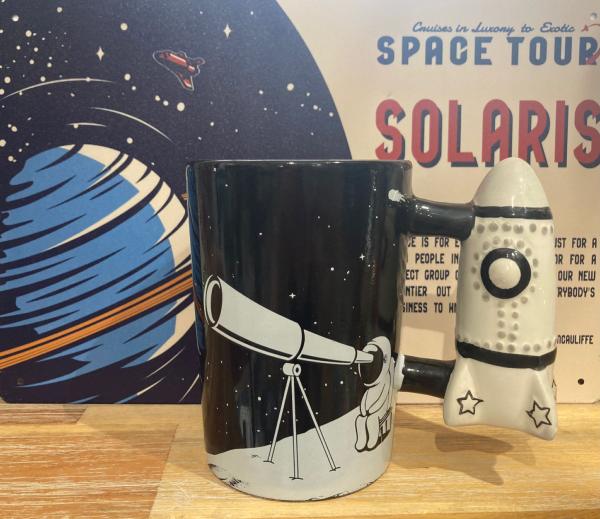 Mug de l'espace anse fusée