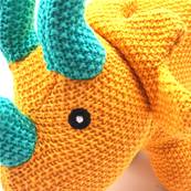 Peluche tricératops