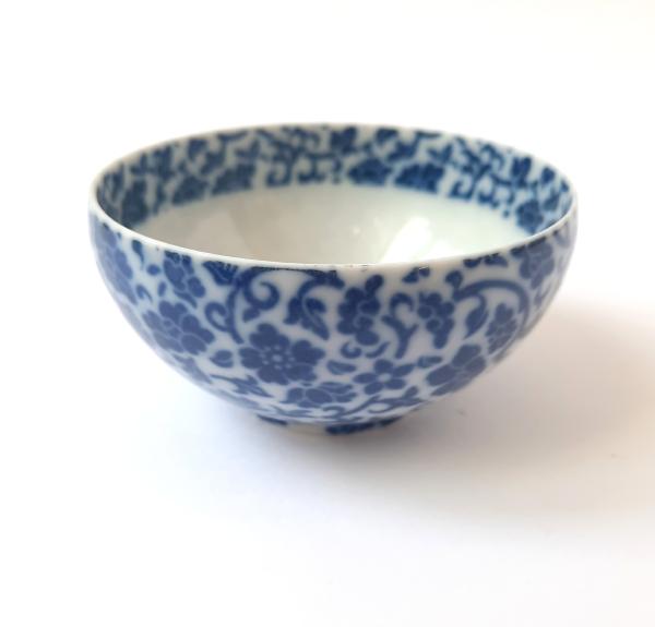 Tasse à thé japonaise porcelaine fine Karakusa