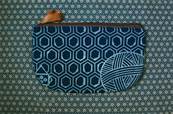 Trousse indigo motif Gomtriques