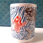 Gobelet Japonais Carpes Koi bleues et rouges