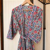 Kimono Indien Artisanal Coton bleu ciel fleurs bleu et rouge