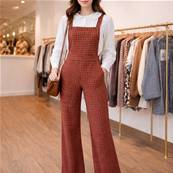 Salopette fantaisie à carreaux – Esprit rétro créatif