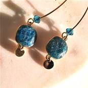 Pendants dorés - apatite