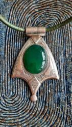 Collier touareg argent pierre verte et argent