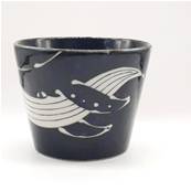 Tasse japonaise bleue motif baleine