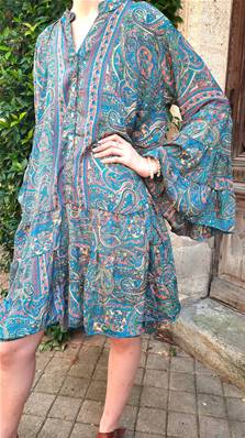 Robe tunique en soie manche longue motifs cachemire bleu