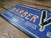 Plaque métal 19x40,5 vintage "BARBER SHOP".