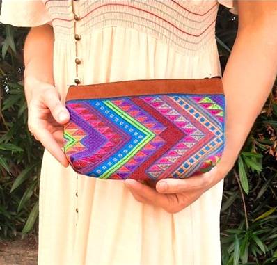 Pochette zippée à motifs géométriques 1