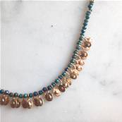 Collier fil perlé pierres pampilles doré Bleu