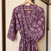 Kimono Indien Artisanal Coton prune fleurs bleues
