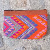 Pochette zippée motifs géométriques 4