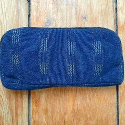 Pochette brodée à motifs d'oiseaux du Guatemala 
