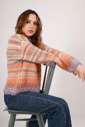 Pull col rond pastel rayé turquoise et rose – Taille unique