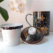 Tisanière chinoise antique noire et fleurs jaunes