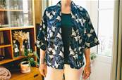 Veste indigo courte motif Gingkos et libllules