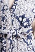 Gilet fleuri melletonné sans manche avec ceinture