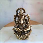 Petit Ganesh sur lotus