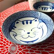 Bol japonais chat bleu au grelot 19,5 cm x 8 cm