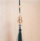 Porte-clé clochette en métal gravé avec motifs