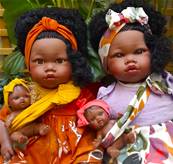 Poupée africaine Alika : L'aventurière aux cheveux soyeux, 40cm