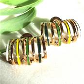 Boucles d'oreilles dorées vert 8 rangs émaillage à froid