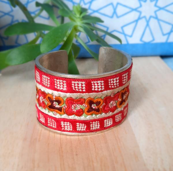 Bracelet ethnique Tibétain, tissus brodé Chökyong