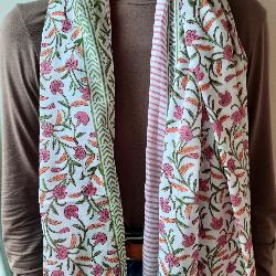 Etole, écharpe, paréo coton imprimé fleurs rouges block print 8