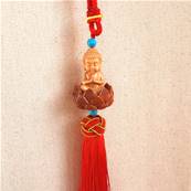 Bouddha Porte Bonheur Pompon Rouge