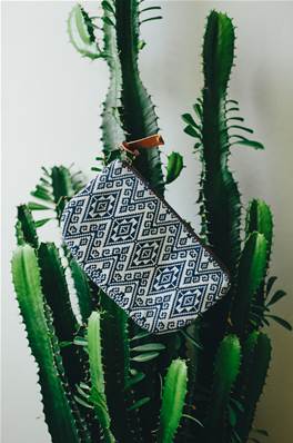 Trousse motif INCA bleu et blanc