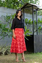 Jupe portefeuille indienne fleurie rouge