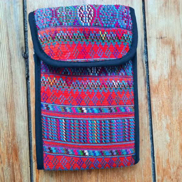 Pochette artisanale rouge du Guatemala - Bandoulière ethnique